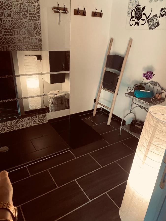 Appartamento Loft D Isa Avec Wifi Netflix Gesves Esterno foto