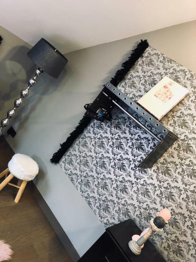 Appartamento Loft D Isa Avec Wifi Netflix Gesves Esterno foto