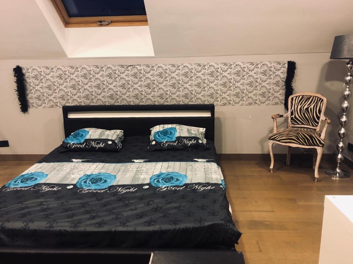 Appartamento Loft D Isa Avec Wifi Netflix Gesves Esterno foto