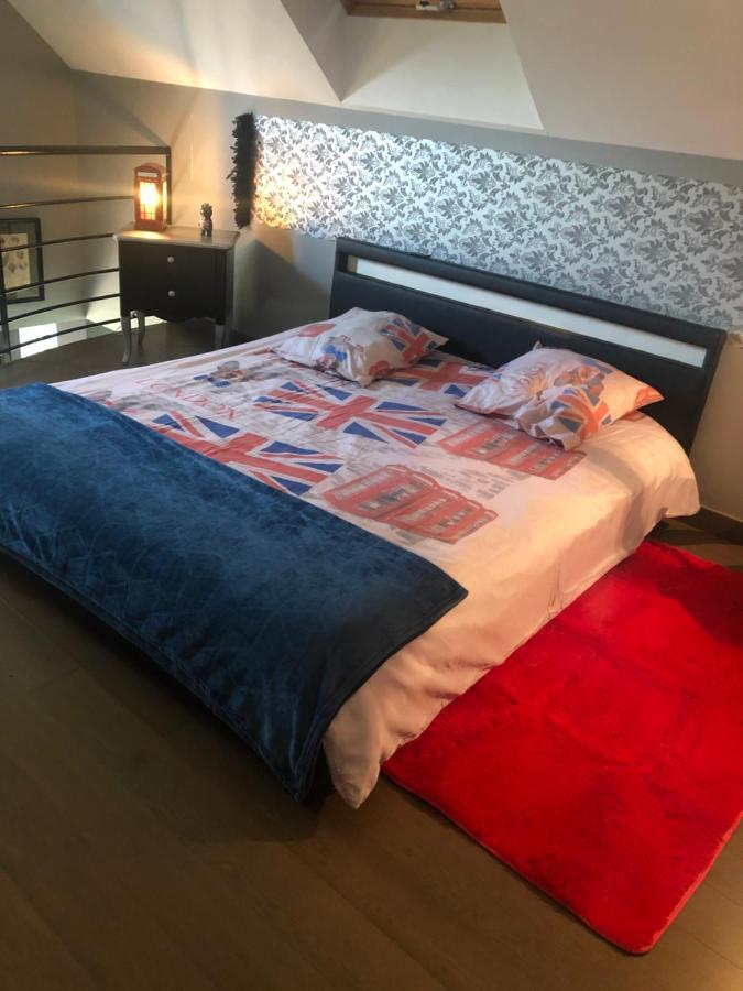 Appartamento Loft D Isa Avec Wifi Netflix Gesves Esterno foto