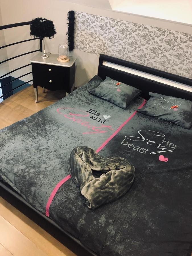 Appartamento Loft D Isa Avec Wifi Netflix Gesves Esterno foto